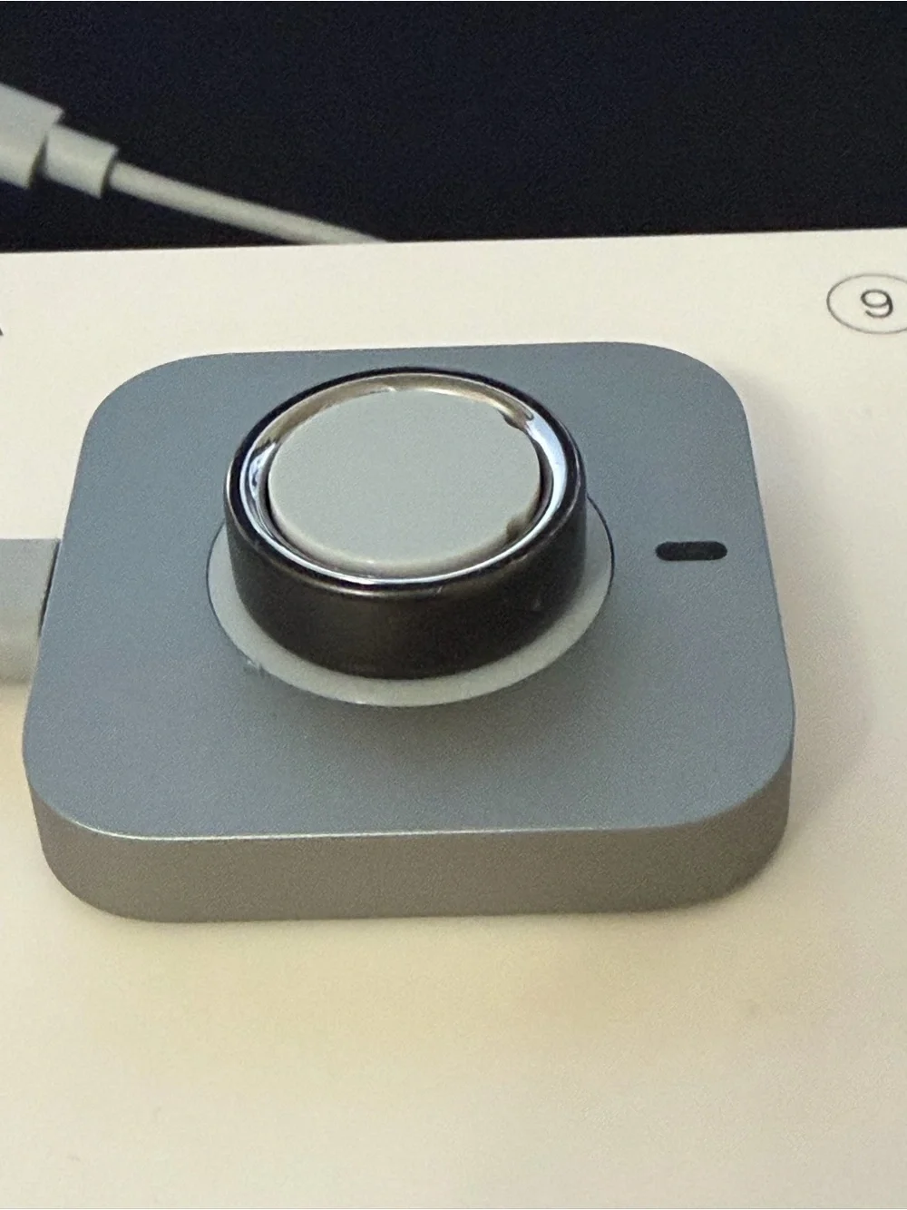 Oura Ring 4 Stealth Black Size 9 + Charger | Excellent Condition
